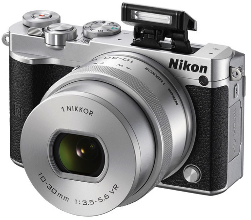 bythom nikon j5