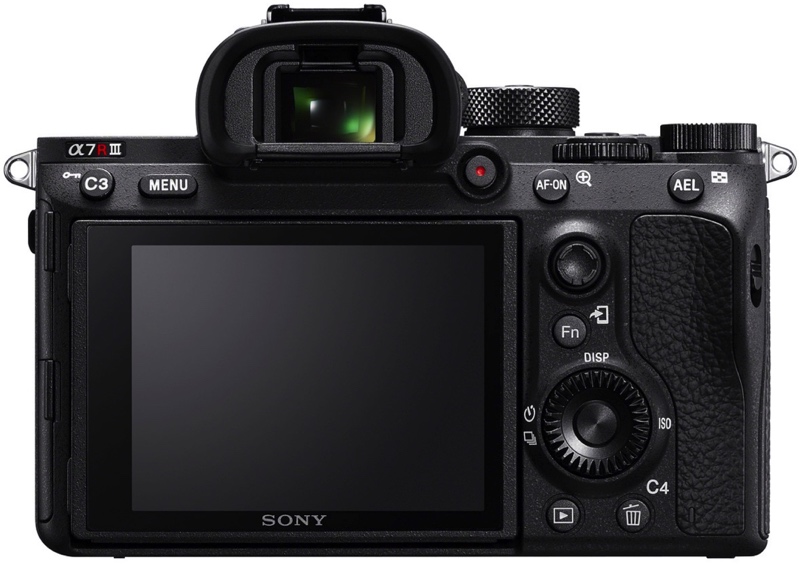 bythom sony a7rIII back