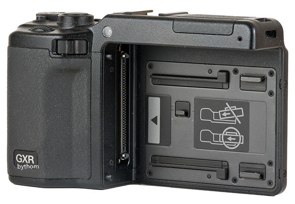 ricoh-gxr-body-angle
